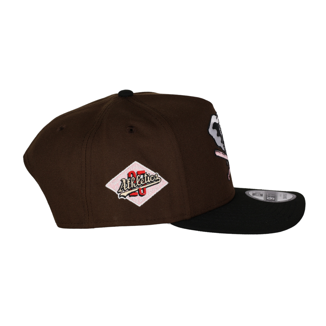 GORRA NEW ERA OAKLAND CAFE