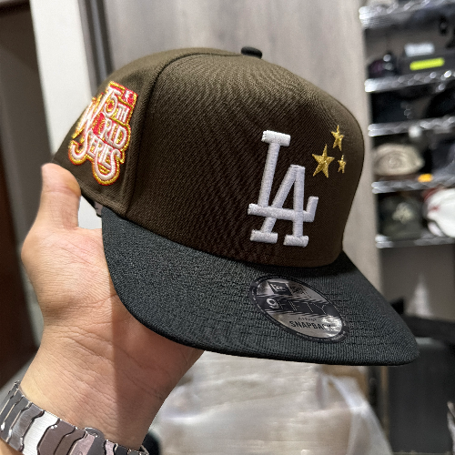 GORRA NEW ERA A-FRAME LA CAFE STARS