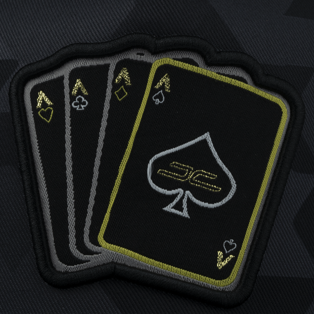 GORRA JC HATS POKER CAMO NEGRO AMARILLO