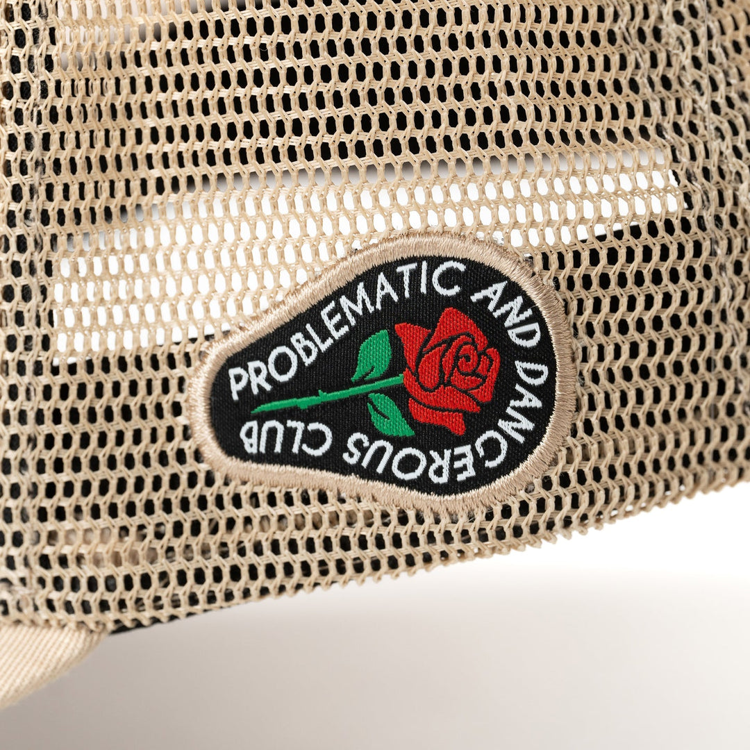 GORRA PROBLEATIC AND DANGEROUS CLUB PAPERPLANE ARENA MALLA